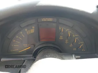 1991 Chevrolet Corvette z VIN 1G1YY3382M5116414, wystawiony jako IAAI lot #42219110 z przebiegiem Nie podano mil oraz . Historia ofert i sprzedaży dostępna na DreamBid. Obrazek 7.