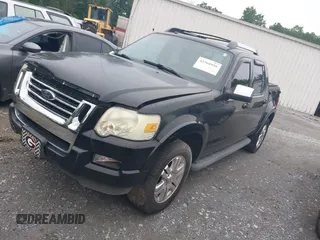 2009 Ford Explorer Sport Trac Limited z VIN 1FMEU33E29UA11862, wystawiony jako IAAI lot #42360950 z przebiegiem 204 530 mil mil oraz . Historia ofert i sprzedaży dostępna na DreamBid. Obrazek 2.