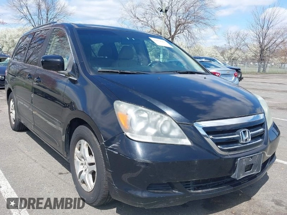 2006 Honda Odyssey EX-L z VIN 5FNRL387X6B055048, wystawiony jako IAAI lot #41974961 z przebiegiem 123 361 mil mil oraz . Historia ofert i sprzedaży dostępna na DreamBid. Obrazek 1.