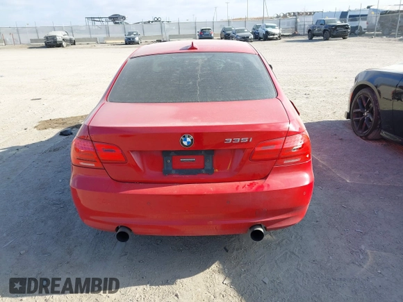 2011 BMW 3 Series 335i xDrive with VIN WBAKF9C53BE619424, listed as a IAAI auction lot 40989402 with 138,896 mi miles. Bid and sale history available at carsss.com. Image 15.