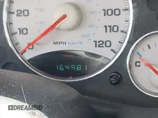 2003 Jeep Liberty Limited z VIN 1J4GL58K73W617304, wystawiony jako IAAI lot #41966180 z przebiegiem 164 981 mil mil oraz . Historia ofert i sprzedaży dostępna na DreamBid. Obrazek 7.