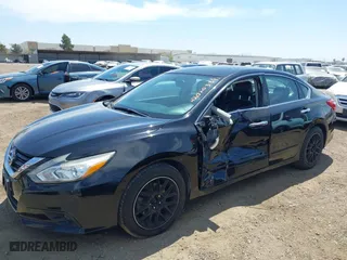 2017 Nissan Altima 2.5 SR with VIN 1N4AL3AP9HC151928, listed as a IAAI auction lot 42020334 with 136,101 mi miles. Bid and sale history available at carsss.com. Image 6.