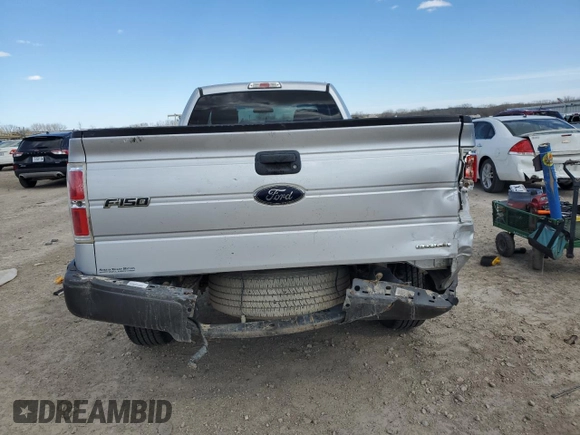 2012 Ford F-150 XL z VIN 1FTMF1CM6CKE21136, wystawiony jako Copart lot #48614935 z przebiegiem 157 107 mil mil oraz Szkoda całkowita • Salvage title. Historia ofert i sprzedaży dostępna na DreamBid. Obrazek 6.