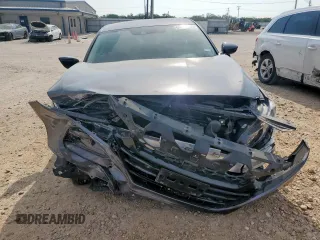 2019 Honda Accord Touring with VIN 1HGCV2F91KA003035, listed as a Copart auction lot 60393205 with 38,386 mi miles and Salvage title. Bid and sale history available at DreamBid. Image 5.