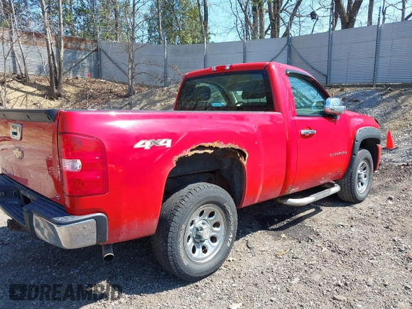 2009 Chevrolet Silverado 1500 Work Truck with VIN 1GCEK14C29Z187289, listed as a IAAI auction lot 42113066 with 109,077 mi miles. Bid and sale history available at carsss.com. Image 4.