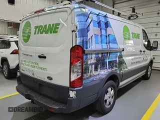 2018 Ford Transit z VIN 1FTYR1YG7JKB47664, wystawiony jako IAAI lot #42350392 z przebiegiem 114 262 mil mil oraz . Historia ofert i sprzedaży dostępna na DreamBid. Obrazek 1.
