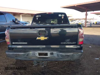 2005 Chevrolet Silverado 1500 LS with VIN 2GCEC13T951113384, listed as a IAAI auction lot 41685589 with 237,746 mi miles and . Bid and sale history available at DreamBid. Image 16.