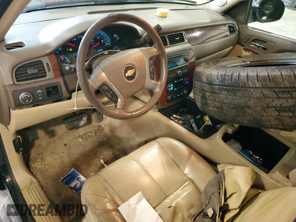 2014 Chevrolet Suburban LT with VIN 1GNSCJE01ER203892, listed as a Copart auction lot 45012795 with 183,901 mi miles and Salvage Title. Bid and sale history available at carsss.com. Image 8.