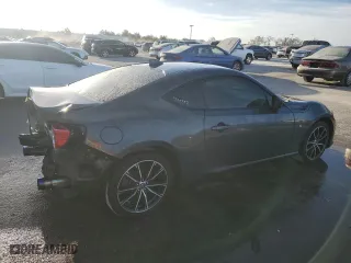 2020 Toyota 86 with VIN JF1ZNAA16L8754084, listed as a Copart auction lot 76582374 with 72,547 mi miles and Non Repairable. Bid and sale history available at carsss.com. Image 3.