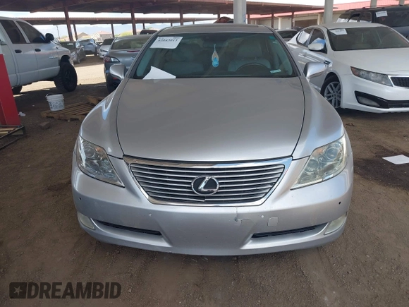 2007 Lexus LS with VIN JTHBL46F575048348, listed as a IAAI auction lot 42043015 with 201,281 mi miles. Bid and sale history available at carsss.com. Image 6.