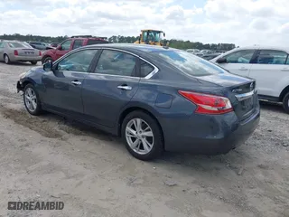 2013 Nissan Altima 3.5 SL with VIN 1N4BL3AP4DN565797, listed as a IAAI auction lot 41956413 with 200,957 mi miles. Bid and sale history available at carsss.com. Image 3.