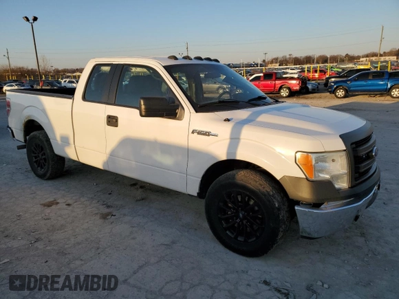 2014 Ford F-150 XL with VIN 1FTFX1CF8EKD94922, listed as a Copart auction lot 48542135 with 237,694 mi miles and Clean Title. Bid and sale history available at carsss.com. Image 4.