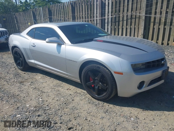 2011 Chevrolet Camaro 2LT with VIN 2G1FG1ED0B9203589, listed as a IAAI auction lot 42200667 with 161,238 mi miles and . Bid and sale history available at DreamBid. Image 1.