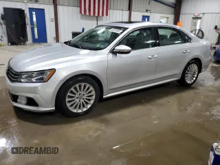 2017 Volkswagen Passat SE with VIN 1VWBT7A34HC018459, listed as a Copart auction lot 63520965 with 68,765 mi miles and Salvage title. Bid and sale history available at DreamBid. Image 1.