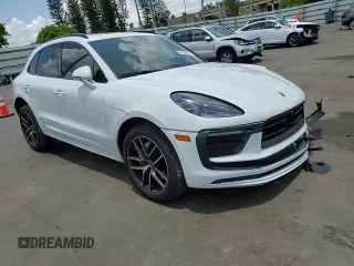 2022 Porsche Macan with VIN WP1AA2A51NLB03679, listed as a Copart auction lot 57832945 with 26,566 mi miles and Salvage title. Bid and sale history available at DreamBid. Image 14.