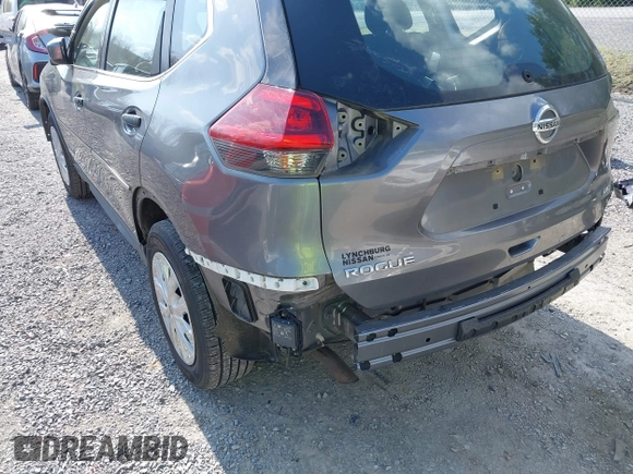 2018 Nissan Rogue SV with VIN KNMAT2MVXJP519711, listed as a IAAI auction lot 41961816 with 216,545 mi miles and . Bid and sale history available at carsss.com. Image 21.