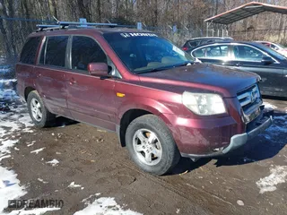 2007 Honda Pilot EX-L with VIN 5FNYF18757B021138, listed as a IAAI auction lot 41246585 with 179,974 mi miles. Bid and sale history available at carsss.com. Image 1.