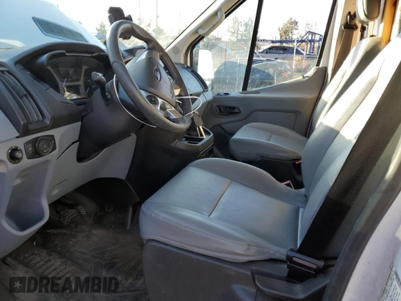 2018 Ford Transit z VIN 1FTYR2XG9JKA17313, wystawiony jako Copart lot #46813815 z przebiegiem 96 790 mil mil oraz Szkoda całkowita • Salvage title. Historia ofert i sprzedaży dostępna na DreamBid. Obrazek 7.