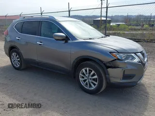 2018 Nissan Rogue SV z VIN KNMAT2MV7JP557753, wystawiony jako IAAI lot #41999721 z przebiegiem 45 130 mil mil oraz . Historia ofert i sprzedaży dostępna na DreamBid. Obrazek 1.