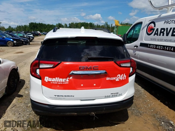 2024 GMC Terrain SLE z VIN 3GKALTEG1RL276209, wystawiony jako Copart lot #61026725 z przebiegiem 66 331 mil mil oraz Szkoda całkowita • Salvage title. Historia ofert i sprzedaży dostępna na DreamBid. Obrazek 6.