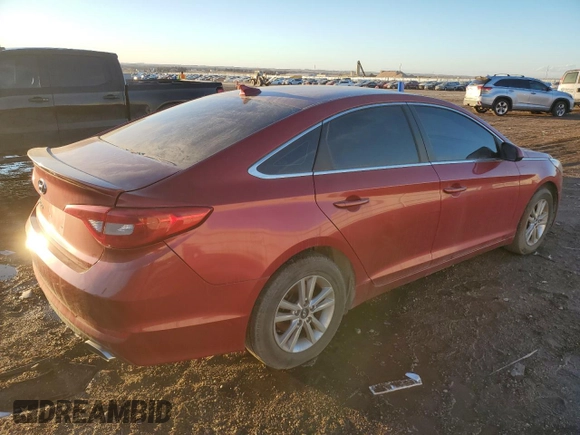 2016 Hyundai Sonata SE z VIN 5NPE24AF2GH369840, wystawiony jako Copart lot #46908095 z przebiegiem 133 718 mil mil oraz Czysty tytuł • Clean title. Historia ofert i sprzedaży dostępna na DreamBid. Obrazek 3.