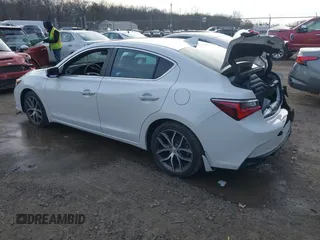 2022 Acura ILX Premium with VIN 19UDE2F76NA000154, listed as a IAAI auction lot 41599687 with 16,484 mi miles and . Bid and sale history available at DreamBid. Image 3.