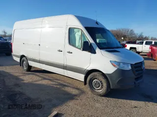 2023 Mercedes-Benz Sprinter Cargo with VIN W1Y4NCHYXPT153665, listed as a IAAI auction lot 41322090 with 203,587 mi miles. Bid and sale history available at carsss.com. Image 1.