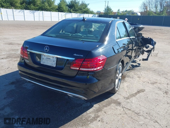 2016 Mercedes-Benz E-Class E 350 Luxury with VIN WDDHF8JB6GB180296, listed as a IAAI auction lot 40766378 with 1 mi miles. Bid and sale history available at carsss.com. Image 4.