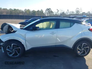 2021 Toyota C-HR LE with VIN JTNKHMBXXM1105546, listed as a IAAI auction lot 41486068 with 87,099 mi miles. Bid and sale history available at carsss.com. Image 14.