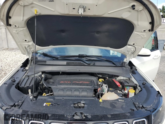 2019 Jeep Compass Latitude z VIN 3C4NJDBB8KT735291, wystawiony jako Copart lot #61901165 z przebiegiem 94 870 mil mil oraz Szkoda całkowita • Salvage title. Historia ofert i sprzedaży dostępna na DreamBid. Obrazek 11.