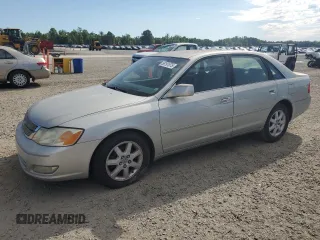 2002 Toyota Avalon XL z VIN 4T1BF28BX2U215997, wystawiony jako Copart lot #58191575 z przebiegiem 157 443 mil mil oraz Czysty tytuł • Clean title. Historia ofert i sprzedaży dostępna na DreamBid. Obrazek 1.