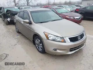 2010 Honda Accord EX z VIN 5KBCP3F73AB004739, wystawiony jako IAAI lot #41527668 z przebiegiem 206 667 mil mil oraz . Historia ofert i sprzedaży dostępna na DreamBid. Obrazek 6.