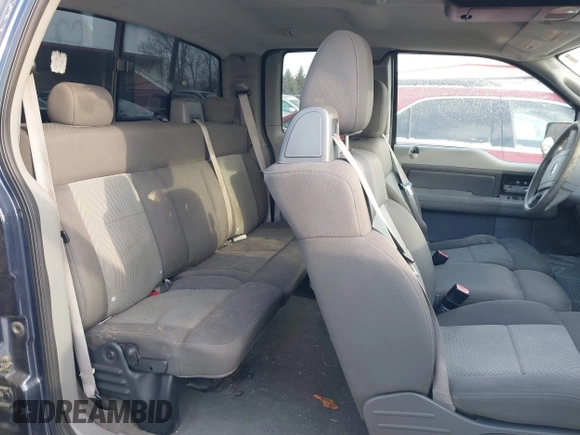 2006 Ford F-150 XLT with VIN 1FTPX14566NA73682, listed as a IAAI auction lot 41395123 with 187,033 mi miles. Bid and sale history available at carsss.com. Image 8.