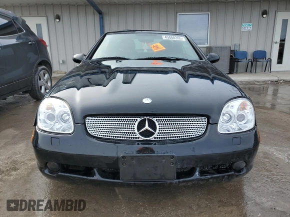 2000 Mercedes-Benz SLK 230 Kompressor with VIN WDBKK47F2YF154303, listed as a Copart auction lot 45880395 with Not provided miles and Non repairable. Bid and sale history available at DreamBid. Image 5.