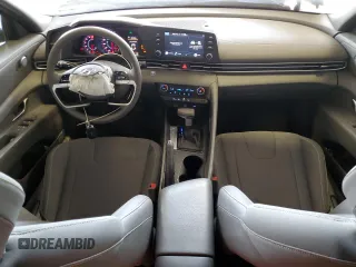 2021 Hyundai Elantra SEL z VIN 5NPLM4AG8MH007338, wystawiony jako Copart lot #51278775 z przebiegiem 62 673 mil mil oraz Szkoda całkowita • Salvage title. Historia ofert i sprzedaży dostępna na DreamBid. Obrazek 8.