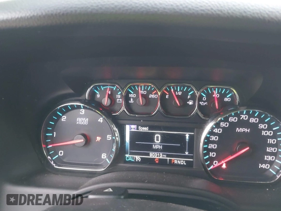 2018 Chevrolet Suburban LT z VIN 1GNSCHKC1JR394991, wystawiony jako IAAI lot #41192222 z przebiegiem 90 313 mil mil oraz . Historia ofert i sprzedaży dostępna na DreamBid. Obrazek 7.
