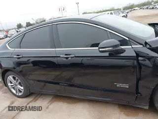 2016 Ford Fusion Titanium с VIN 3FA6P0SU4GR236009, выставлен на аукционе IAAI как лот 41219691 с пробегом 306 144 миль миль и . История ставок и продаж доступна на DreamBid. Изображение 14.