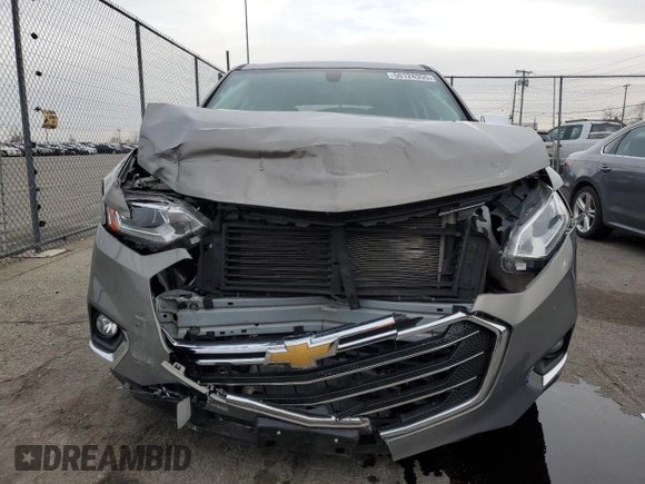 2019 Chevrolet Traverse LT Cloth z VIN 1GNERGKW0KJ129768, wystawiony jako Copart lot #50124355 z przebiegiem 66 056 mil mil oraz Szkoda całkowita • Salvage title. Historia ofert i sprzedaży dostępna na DreamBid. Obrazek 5.