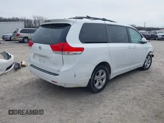 2013 Toyota Sienna LE AAS with VIN 5TDKK3DC4DS346029, listed as a IAAI auction lot 41860913 with 229,218 mi miles. Bid and sale history available at carsss.com. Image 4.