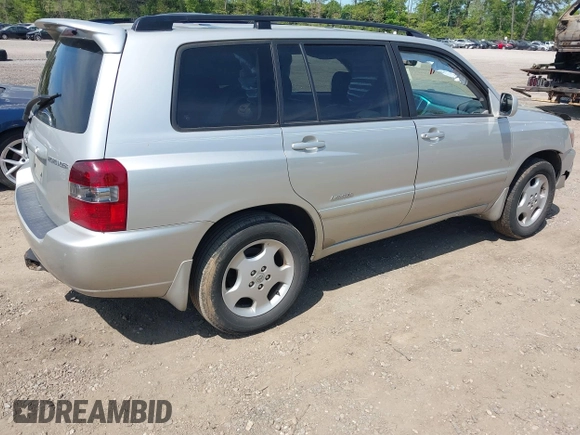 2006 Toyota Highlander w/3rd Row z VIN JTEEP21A360183905, wystawiony jako IAAI lot #42239385 z przebiegiem 282 475 mil mil oraz . Historia ofert i sprzedaży dostępna na DreamBid. Obrazek 4.