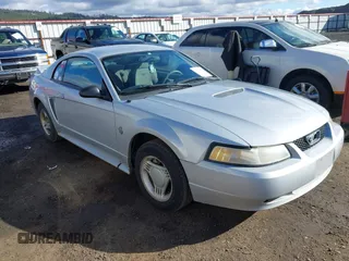 1999 Ford Mustang z VIN 1FAFP4049XF132042, wystawiony jako IAAI lot #41751820 z przebiegiem 232 286 mil mil oraz . Historia ofert i sprzedaży dostępna na DreamBid. Obrazek 1.