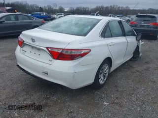 2015 Toyota Camry XLE with VIN 4T4BF1FK0FR479688, listed as a IAAI auction lot 41717801 with 131,365 mi miles. Bid and sale history available at carsss.com. Image 4.