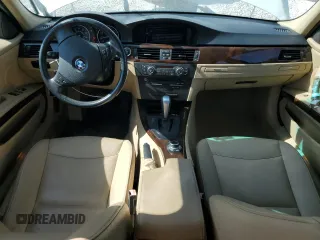 2011 BMW 3 Series 328i xDrive z VIN WBAPK5G50BNN80800, wystawiony jako Copart lot #56477515 z przebiegiem 83 973 mil mil oraz Czysty tytuł • Clean title. Historia ofert i sprzedaży dostępna na DreamBid. Obrazek 8.