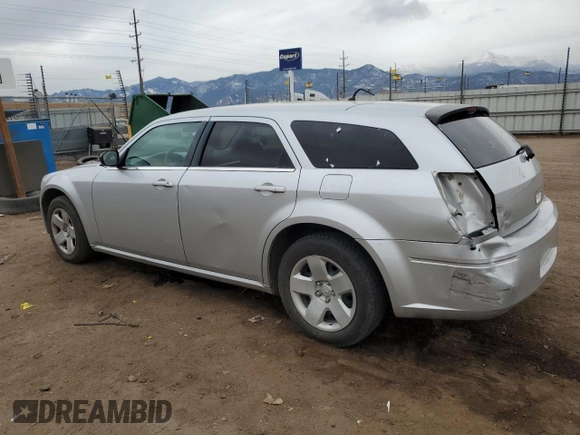 2008 Dodge Magnum with VIN 2D4FV47TX8H148105, listed as a Copart auction lot 86768634 with 102,483 mi miles and Salvage Title. Bid and sale history available at DreamBid. Image 2.