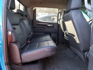 2022 Chevrolet Silverado 1500 LT Trail Boss with VIN 3GCUDFED4NG535596, listed as a Copart auction lot 48156975 with 35,225 mi miles and Salvage Title. Bid and sale history available at DreamBid. Image 10.