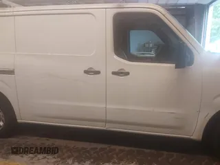 2019 Nissan NV Cargo S z VIN 1N6BF0KM4KN808359, wystawiony jako IAAI lot #42340241 z przebiegiem 183 788 mil mil oraz . Historia ofert i sprzedaży dostępna na DreamBid. Obrazek 13.