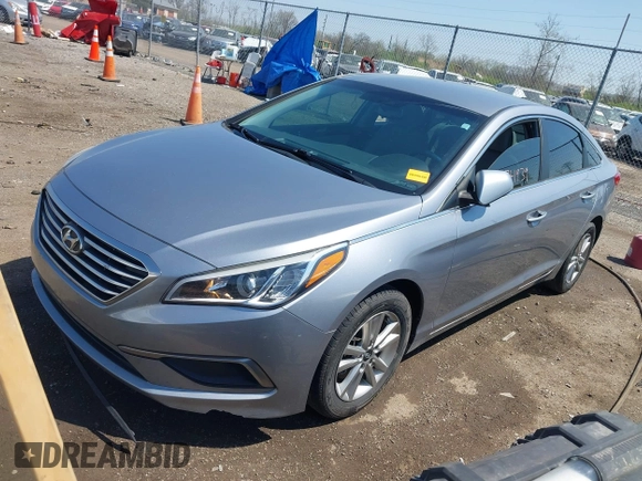 2016 Hyundai Sonata SE with VIN 5NPE24AF9GH325351, listed as a IAAI auction lot 42074939 with 160,663 mi miles and . Bid and sale history available at carsss.com. Image 2.
