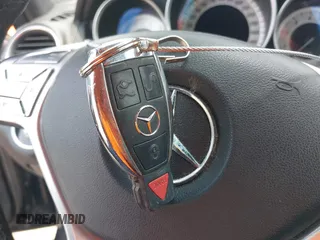 2013 Mercedes-Benz C 300 Sport with VIN WDDGF8AB9DA792571, listed as a IAAI auction lot 42455344 with 122,238 mi miles and . Bid and sale history available at DreamBid. Image 11.
