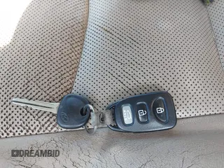2015 Hyundai Elantra SE z VIN 5NPDH4AE7FH570097, wystawiony jako IAAI lot #41577252 z przebiegiem 135 219 mil mil oraz . Historia ofert i sprzedaży dostępna na DreamBid. Obrazek 11.