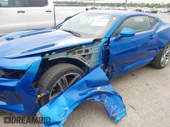 2017 Chevrolet Camaro 1LT z VIN 1G1FB1RXXH0102226, wystawiony jako IAAI lot #41955816 z przebiegiem 33 539 mil mil oraz . Historia ofert i sprzedaży dostępna na DreamBid. Obrazek 6.